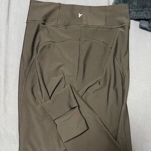 Black  High-Waisted Leggings